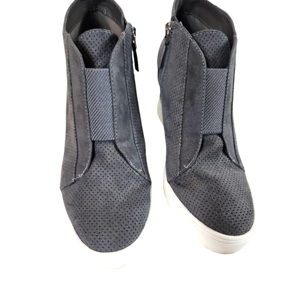 MIA, Women's Gray wedge boots, with zipper, Sz 7 1/2. - Picture 2 of 7